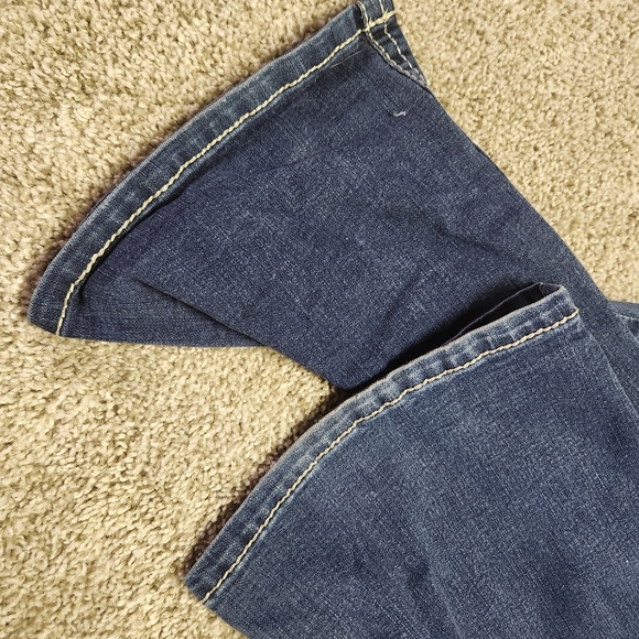 Authentic y2k 2000s flare jeans size 10 from wildflower - Picture 4 of 5